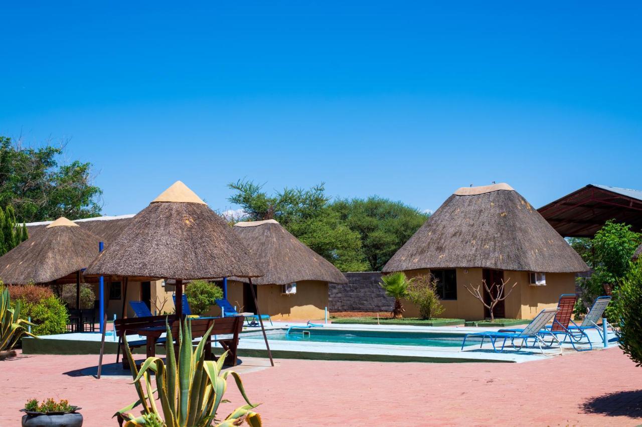 Msc Hotel Otjiwarongo Monitronics Екстер'єр фото