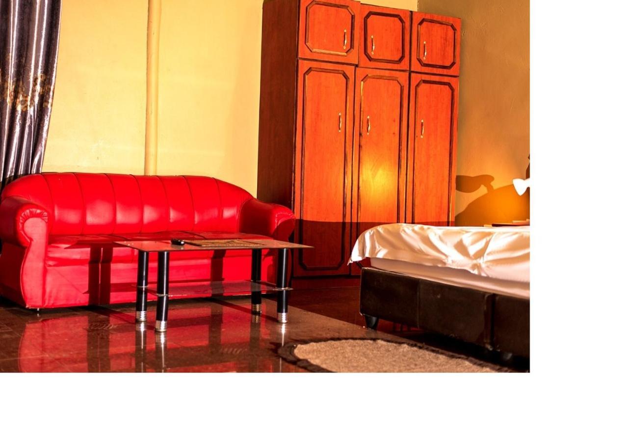Msc Hotel Otjiwarongo Monitronics Екстер'єр фото