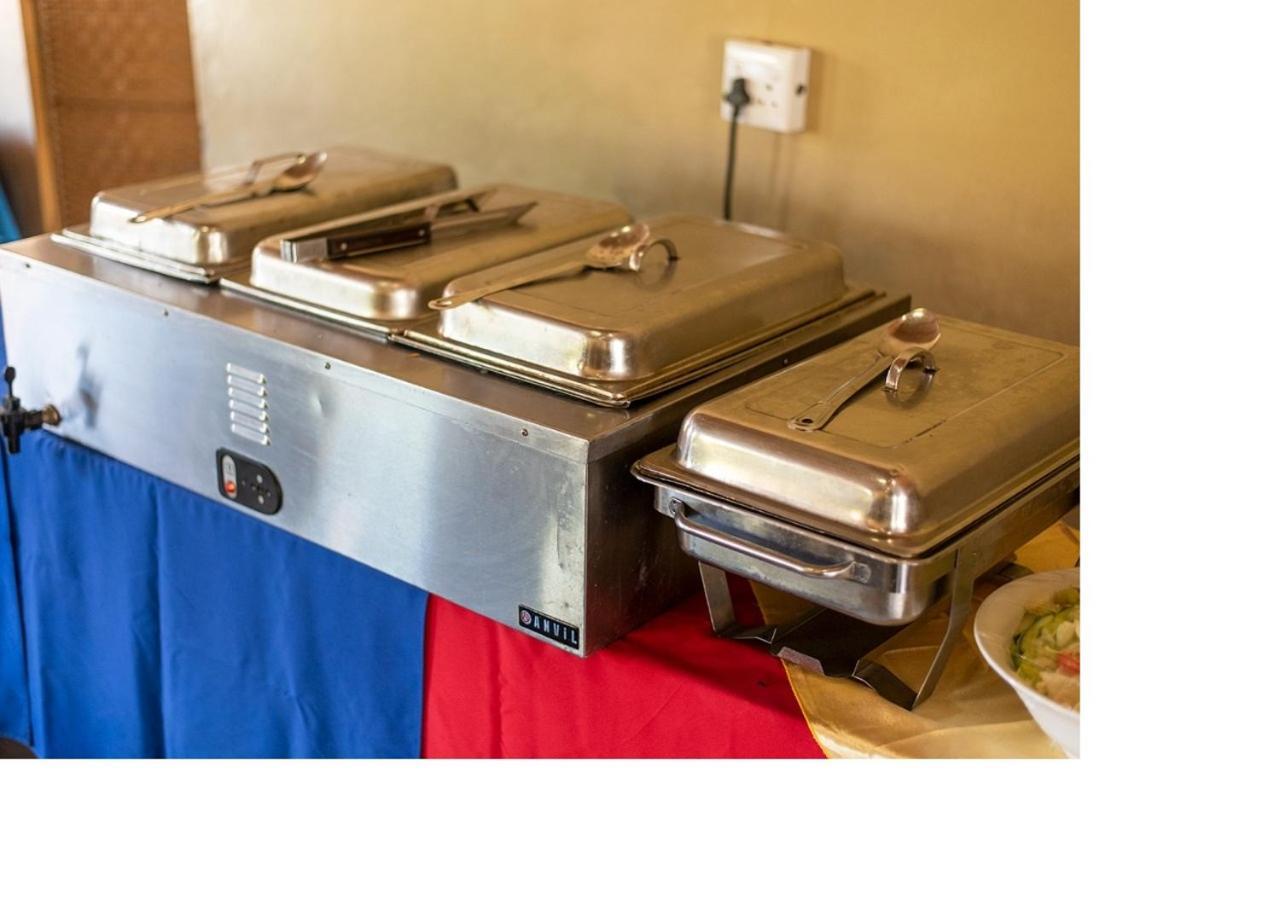 Msc Hotel Otjiwarongo Monitronics Екстер'єр фото